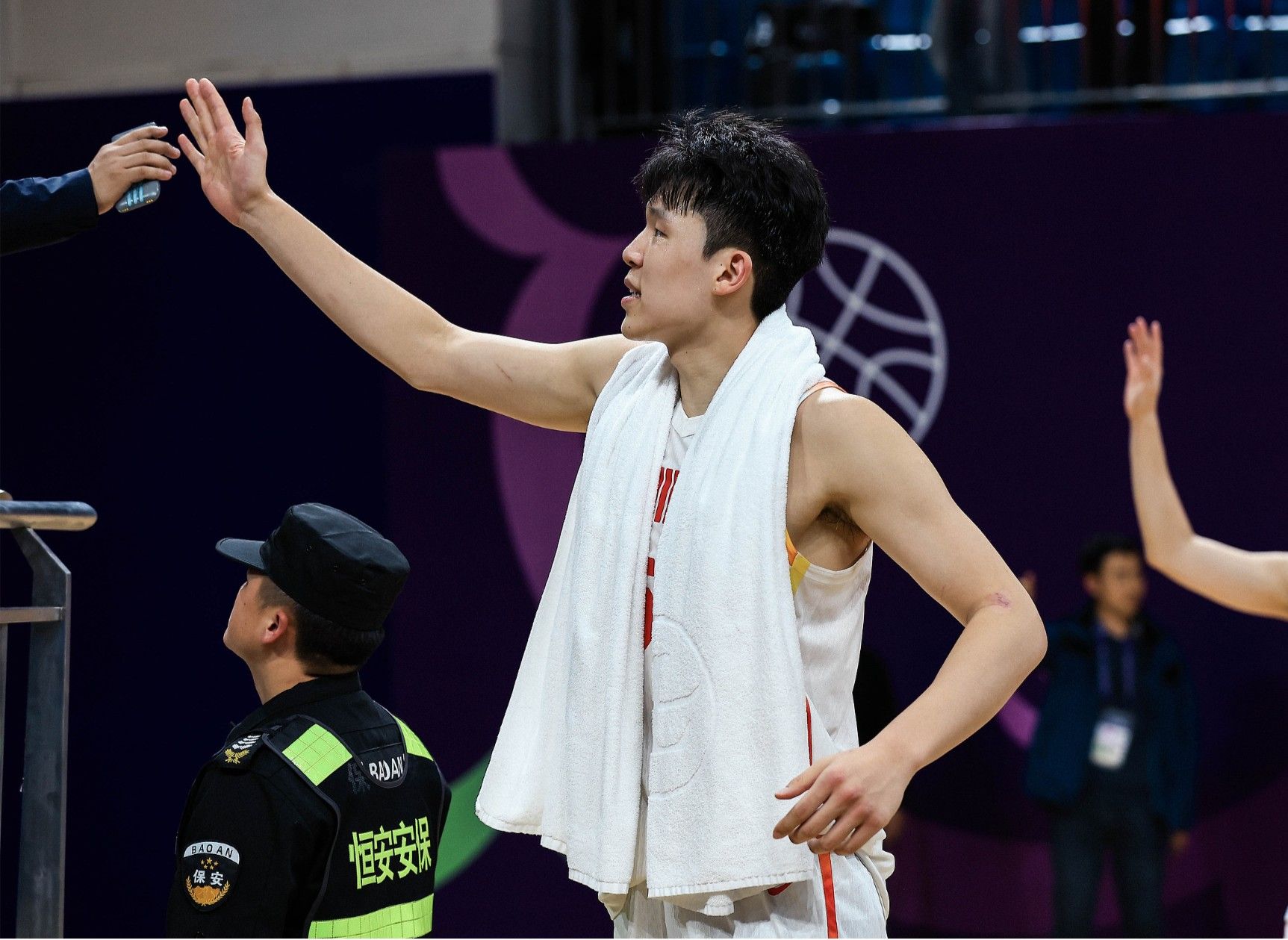 规格挺高！杨瀚森参加Pro Day，莱利&amp;amp;佩林卡&amp;amp;哈里森&amp;amp;邓利维等观战