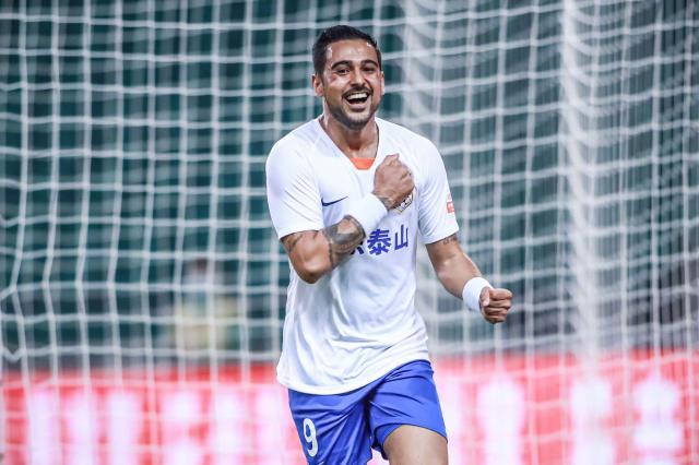 开云在线直播-【中超】莱昂纳多头球郭田雨建功 重庆0比2不敌山东